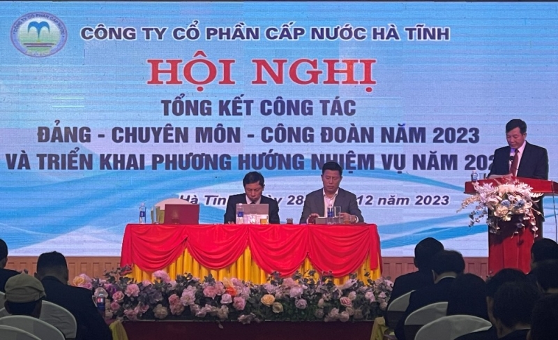 Công ty CP Cấp nước Hà Tĩnh: Tổng kết hoạt động Đảng, chuyên môn và công đoàn năm 2023, triển khai nhiệm vụ năm 2024